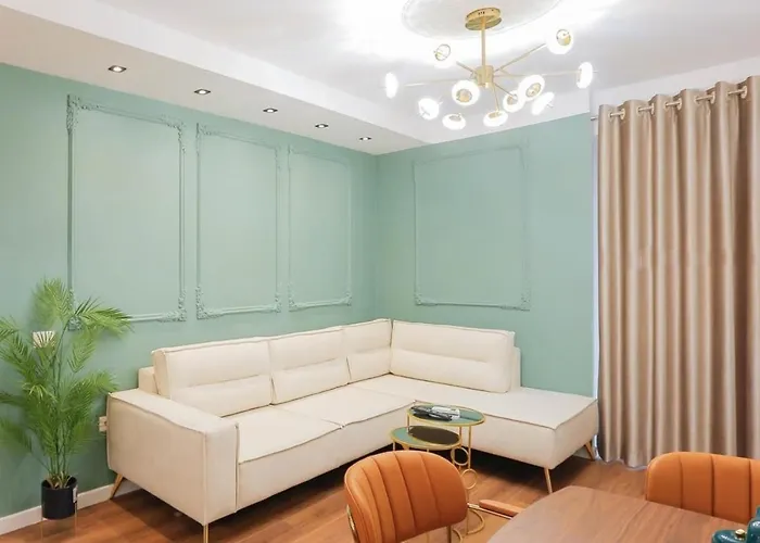 Central Apartment - 2 Bedroom